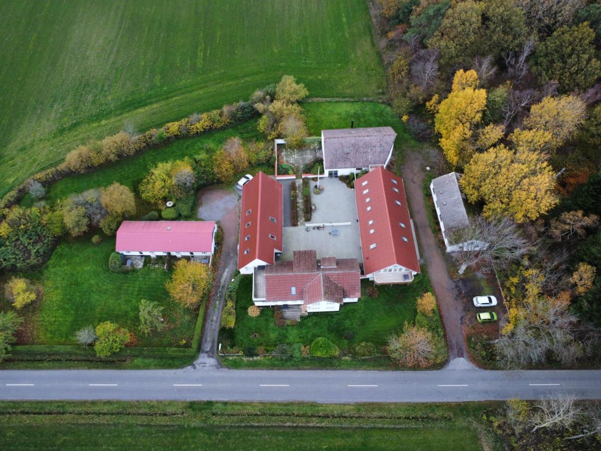 Feriestedet Skovly Klemensker Exterior foto