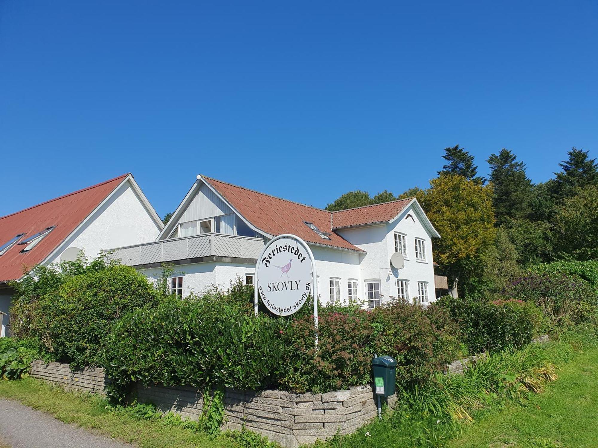 Feriestedet Skovly Klemensker Exterior foto